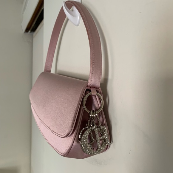 Christian Dior Sleep Satin Bag With DIOR Keychain - Picture 3 of 8